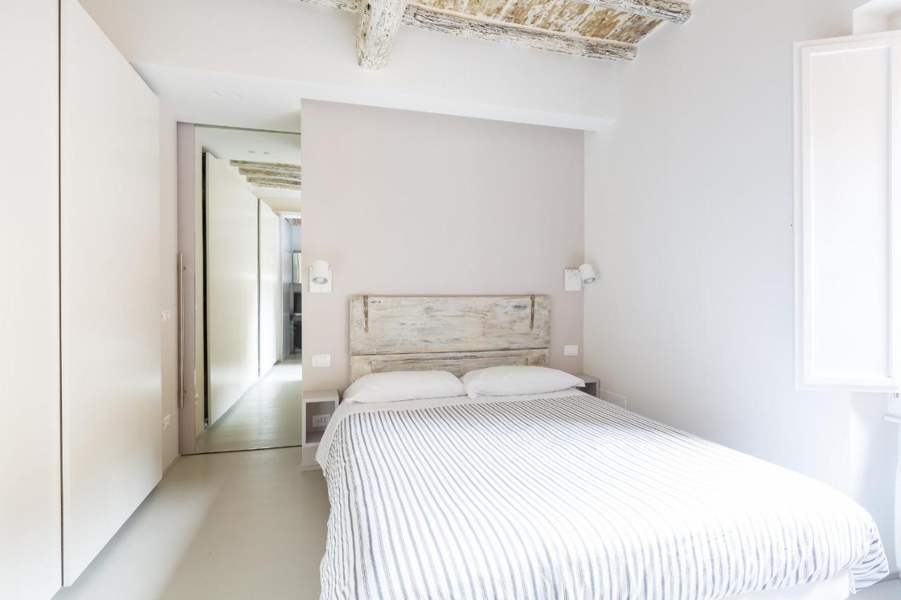 Apartment Via Dei Cappellari Rome